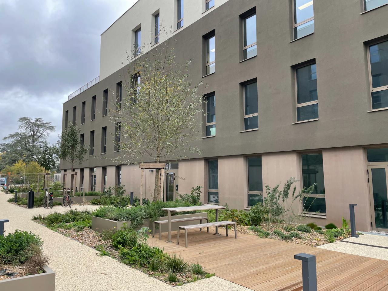 Bureau Décines-Charpieu 1460m² Vente bureau Décines-Charpieu Rhône OVBUR2110473 0